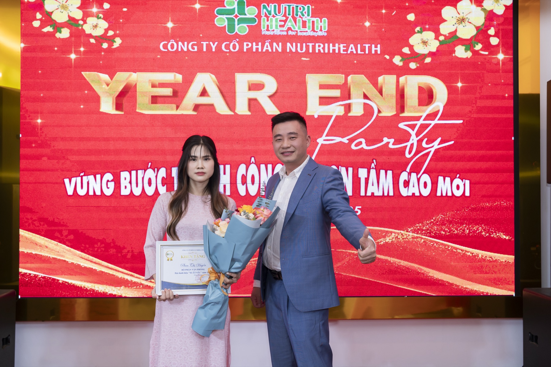 Ghi nhận và phát triển nhân sự