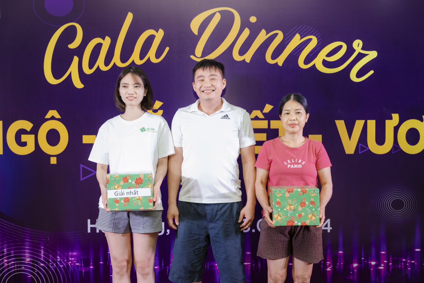 Vinh danh và ghi nhận đội ngũ